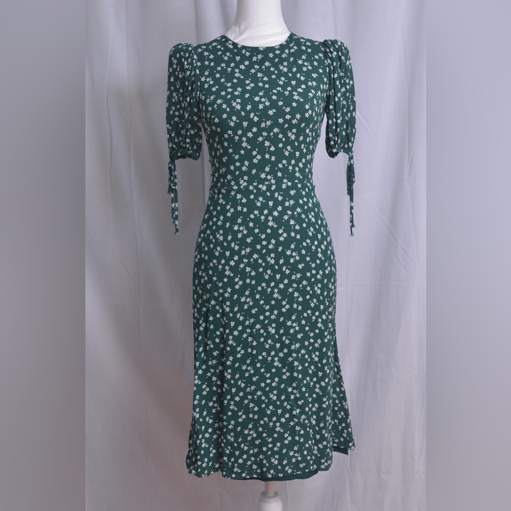 Reformation dress. Size 2. - Picture 2 of 9